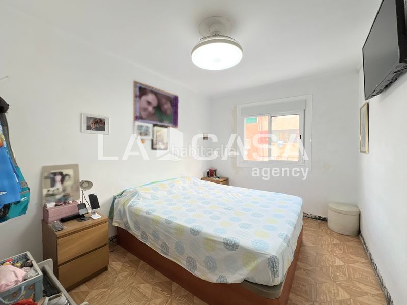 Foto e7d390e1-f2d2-48fd-936f-220a0686a34f. Pis a Llefià Badalona