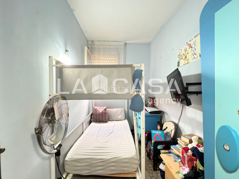 Foto c5b6734a-6c0a-4116-9c98-d890e2f83b77. Pis a Llefià Badalona