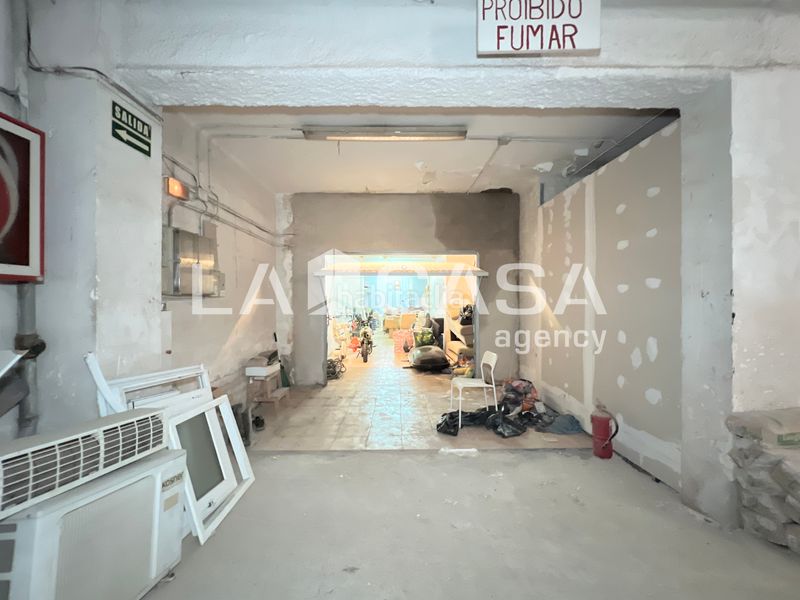Foto 01bede56-9706-4ff5-8315-2b9dfc117a20. Local comercial a Llefià Badalona