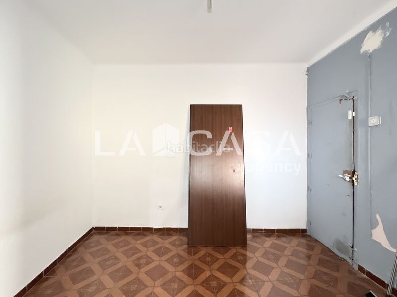 Foto a39b80e1-a648-47f8-bb7d-af4c6b5ac831. Àtic a Llefià Badalona