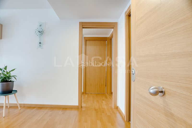 Foto 57f16003-8124-49e6-872a-e48206e68982. Pis amb calefacció aparcament a La Catalana Sant Adrià de Besòs