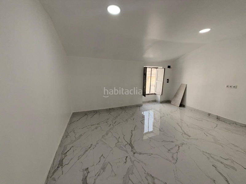 Foto 4abf84b2-cecd-4eff-beba-635516c3b62e. Casa amb calefacció a Rafelbunyol
