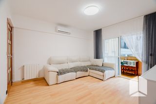 Etagenwohnung in Castell-Poble Vell. Piso de 88m2 en venta en can vinader