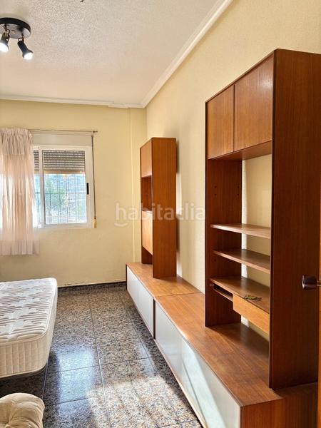 Foto 10d88415-b517-4053-b101-d87648b45318. Xalet amb aparcament a Fortuna