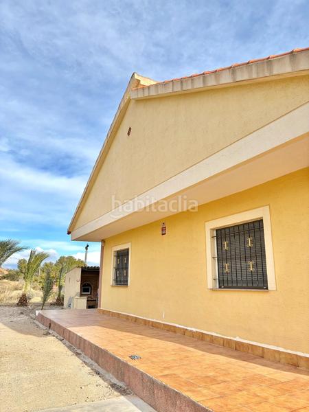 Foto 324dd78f-fa9f-4cfa-b702-f6081a442403. Xalet amb aparcament a Fortuna