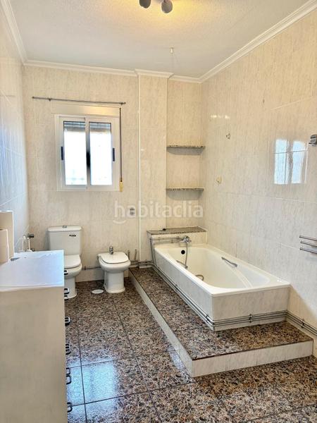 Foto a5e991b6-d211-463c-9612-a26dcbd35587. Xalet amb aparcament a Fortuna