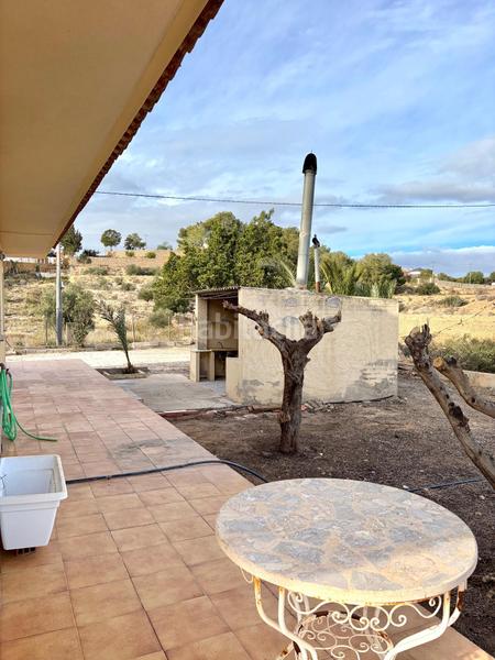 Foto f610ca00-1183-48ae-b682-b4c767526751. Xalet amb aparcament a Fortuna