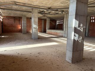 Business premise in Zarandona. Local comercial en zarandona