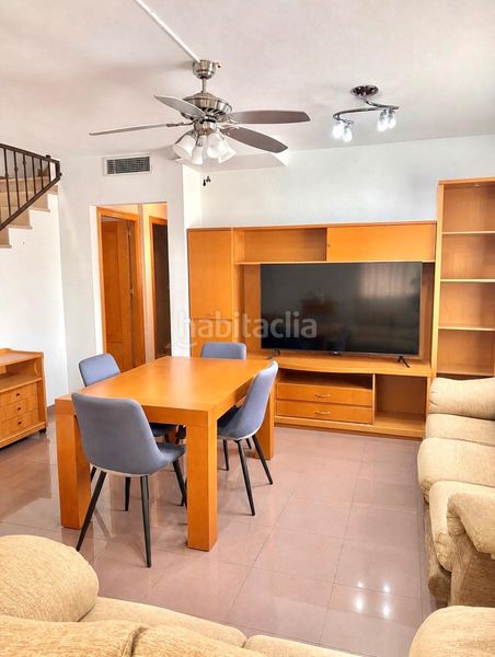 Foto faecef80-d144-4151-a262-2a3b2ab2a99b. Casa aparellada amb aparcament a Puente Tocinos Murcia