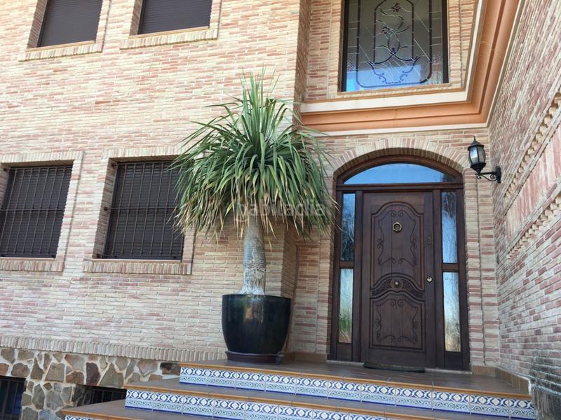 Foto ea3d5d95-b199-4f4c-9c4d-65c3d980dc19. Xalet amb calefacció aparcament piscina a Santa Catalina - San Bartolomé Murcia