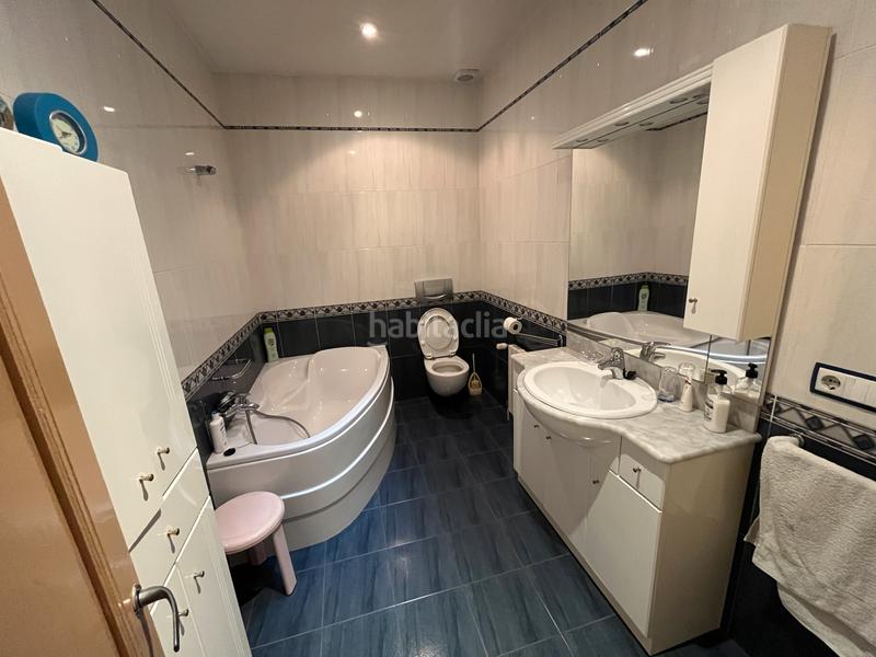 Foto 0adec787-a7c2-45ab-9572-ee79de9fde1a. Casa adossada amb xemeneia aparcament a Cassà de la Selva