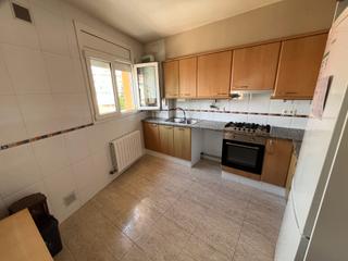 Pis a Cassà de la Selva. Pis 3 habitacions al centre del poble, a tocar passeig vilaret