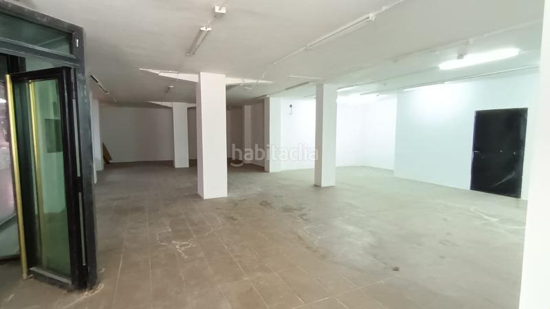 Foto 30116560-2e33-46ca-85b6-b9abeb47cba4. Alquiler local comercial local con escaparate y acceso a pie de calle en Getafe