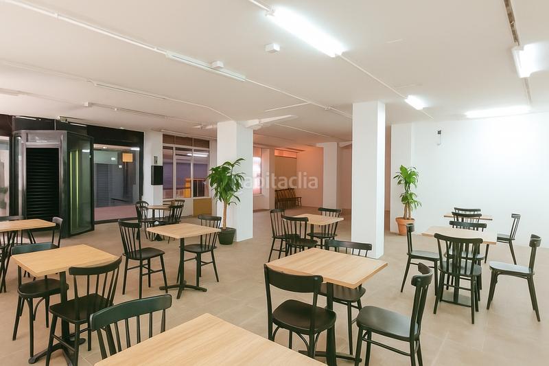 Foto 5473db59-3f40-4c3f-b06a-6c2ac13b0b56. Alquiler local comercial local con escaparate y acceso a pie de calle en Getafe
