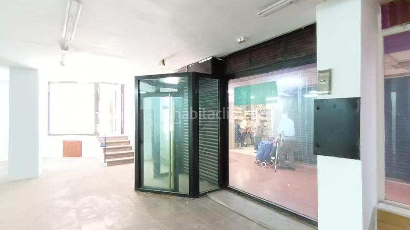 Foto 77fd59aa-866f-456b-a216-e3fc441eb3f7. Alquiler local comercial local con escaparate y acceso a pie de calle en Getafe