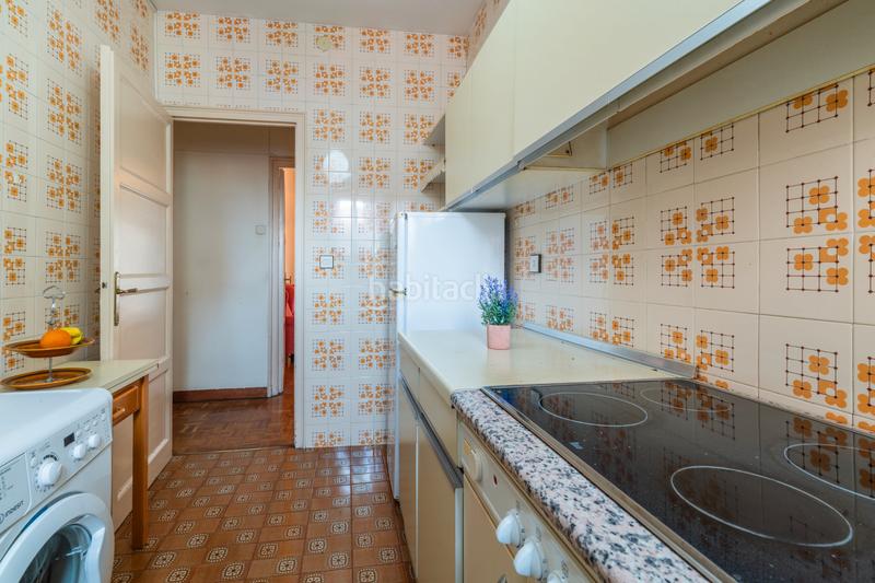 Foto 789a462b-fe26-4890-a118-dc0f7e9224d0. Piso  en venta en plena av. ciudad de barcelona, en Madrid