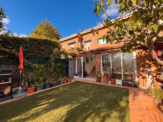 Xalet  Avenida campillo de san isidro. Chalet en el casco histórico de rivas vaciamadrid