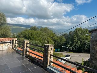 House in N/a. Casa en pleno valle de toranzo