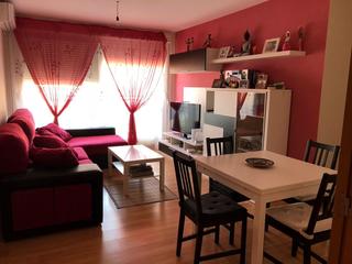 Appartement à Urbanizaciones. Excelente oportunidad de piso moderno y funcional situado en una