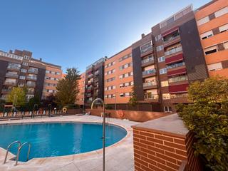 Piso en Urbanizaciones. Excelente oportunidad de piso moderno y funcional situado en una