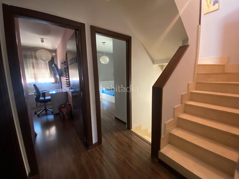 Foto 5f7cdf75-5a5a-46f6-b903-94de424eee4c. Reihenhaus mit heizung parking in Carabaña