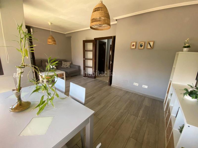 Foto 62a565cc-a27c-4527-a5ff-c03c7c1de186. Reihenhaus mit heizung parking in Carabaña