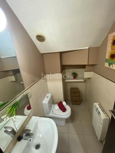 Foto a6339b9d-75fa-4087-8ae9-4745ca27478f. Reihenhaus mit heizung parking in Carabaña