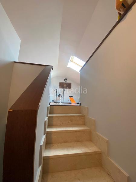 Foto b3678aac-dfd1-4446-b1f5-f5a665ba056a. Reihenhaus mit heizung parking in Carabaña