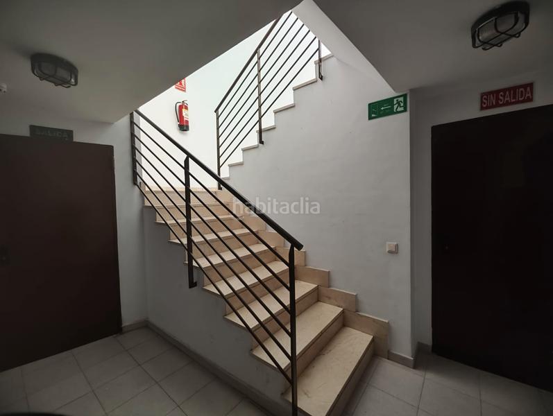 Foto c84c3edc-5c09-4e1f-91ba-de8982bbf760. Reihenhaus mit heizung parking in Carabaña