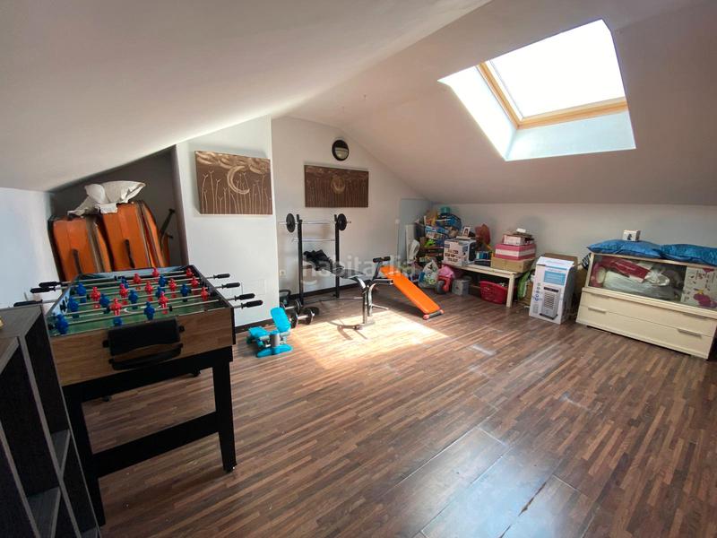 Foto ea8d84a9-fe89-4628-8166-7734d9dc79f7. Reihenhaus mit heizung parking in Carabaña