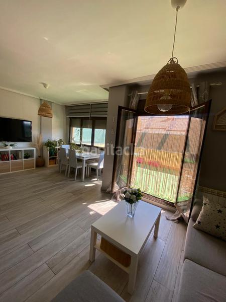 Foto f872d3de-c25a-4afd-9b36-be4f1bad669c. Reihenhaus mit heizung parking in Carabaña