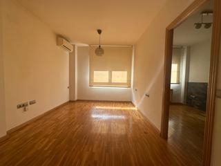Affitto Appartamento  Calle atenas. Vivienda en núcleo urbano de velilla de san antonio