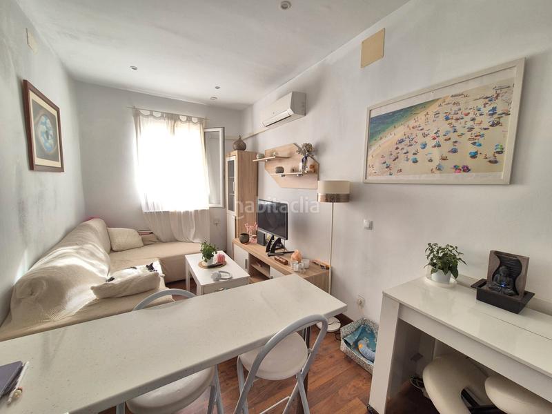 Foto f174548a-fc6e-4adb-af93-7fa84d4a7782. Appartamento con riscaldamento in Pacífico Madrid