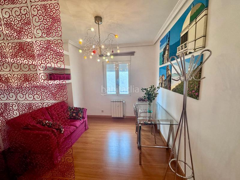 Foto d1da49dd-13aa-4af3-92c0-eb0a88c2a03e. Alquiler ático magnífico ático en zona Pacífico, en Madrid