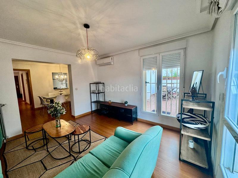 Foto ce126335-1ea2-4b99-bad9-6f237d6bde54. Rent penthouse with heating in Pacífico Madrid