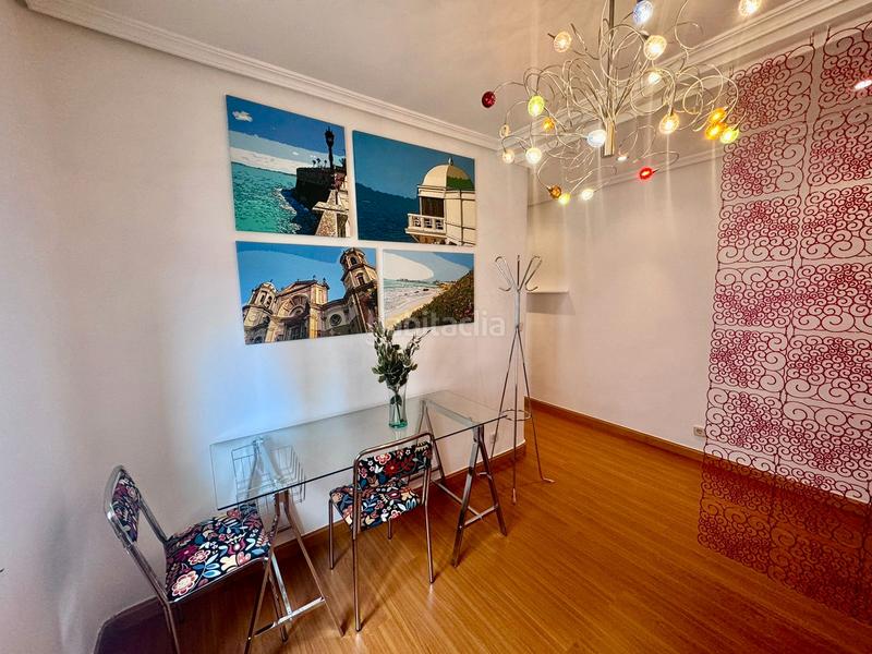 Foto ed9fe737-c0ed-4db1-b9fd-61086219c8d7. Rent penthouse with heating in Pacífico Madrid