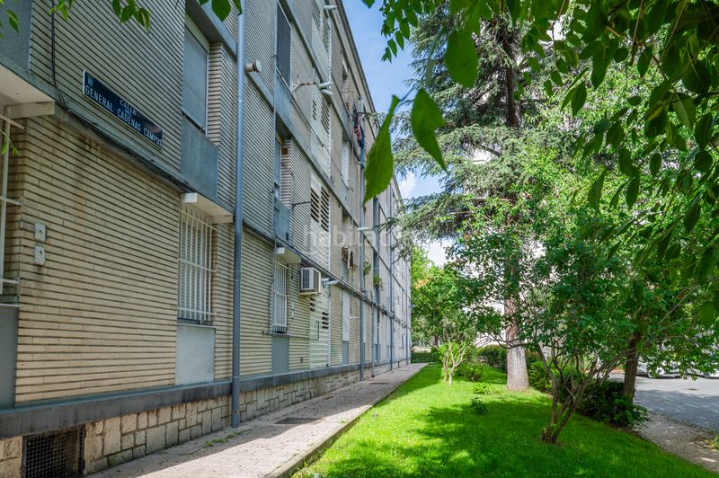 Foto 163966b6-a3fa-4eca-b942-231c2ab79957. Flat with heating in Valdezarza Madrid