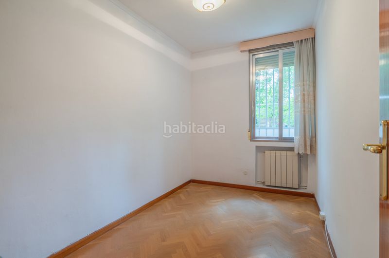 Foto 5b99a5af-dd43-486b-bffa-6eb9095c6fee. Flat with heating in Valdezarza Madrid