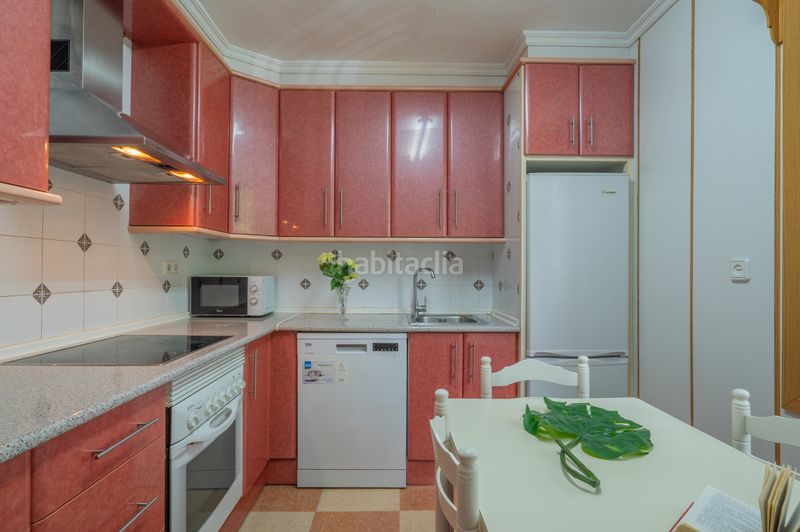Foto 6067332d-0cfa-468b-b61b-b55ca7fa198f. Flat with heating in Valdezarza Madrid