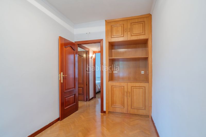 Foto 82eeb2e2-cec5-4448-8eed-2d531c7a0169. Flat with heating in Valdezarza Madrid