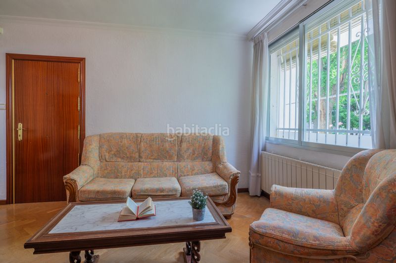 Foto 9a208e98-34f7-43f5-9b37-f51396a05464. Flat with heating in Valdezarza Madrid