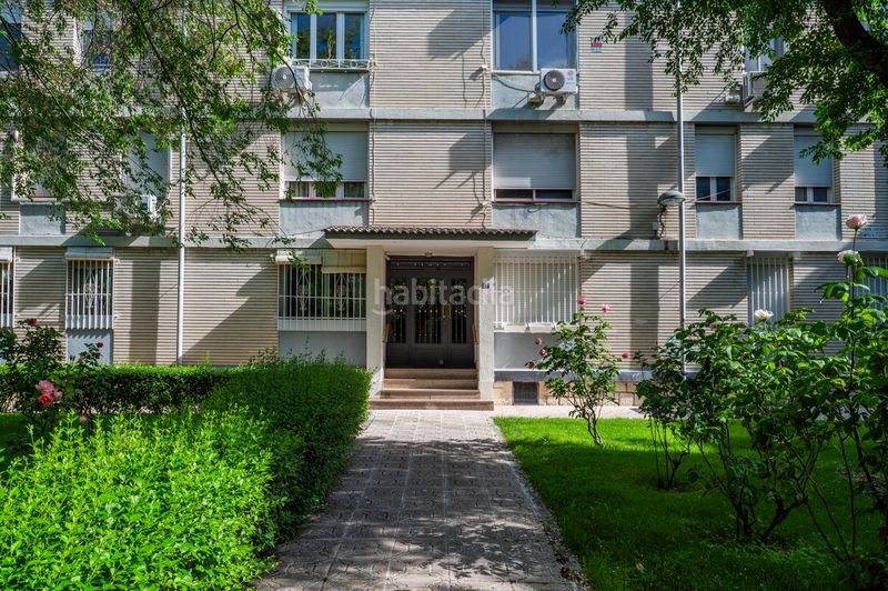 Foto be106bcb-76c9-4fc3-b075-7abd3bb3bfdd. Flat with heating in Valdezarza Madrid