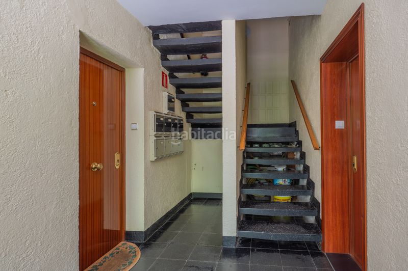 Foto ed3855e6-d1fc-4f45-951a-e236986011b3. Flat with heating in Valdezarza Madrid