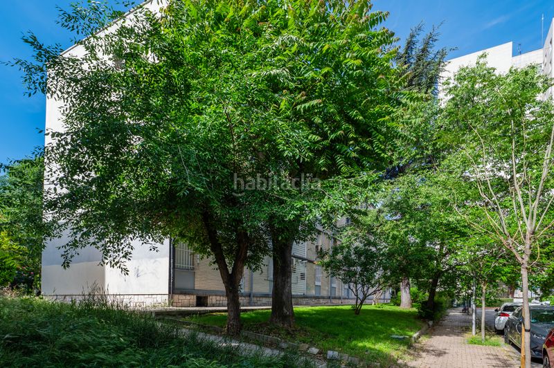 Foto f003dbad-2376-4841-8ff4-eab24cc7ce91. Flat with heating in Valdezarza Madrid