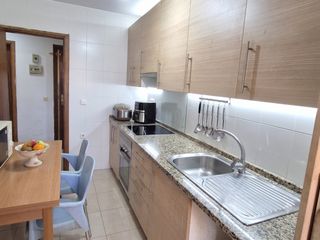 Appartamento  Plaza de rafael alberti. Magnífica vivienda de cuatro dormitorios en covibar, rivas vacia