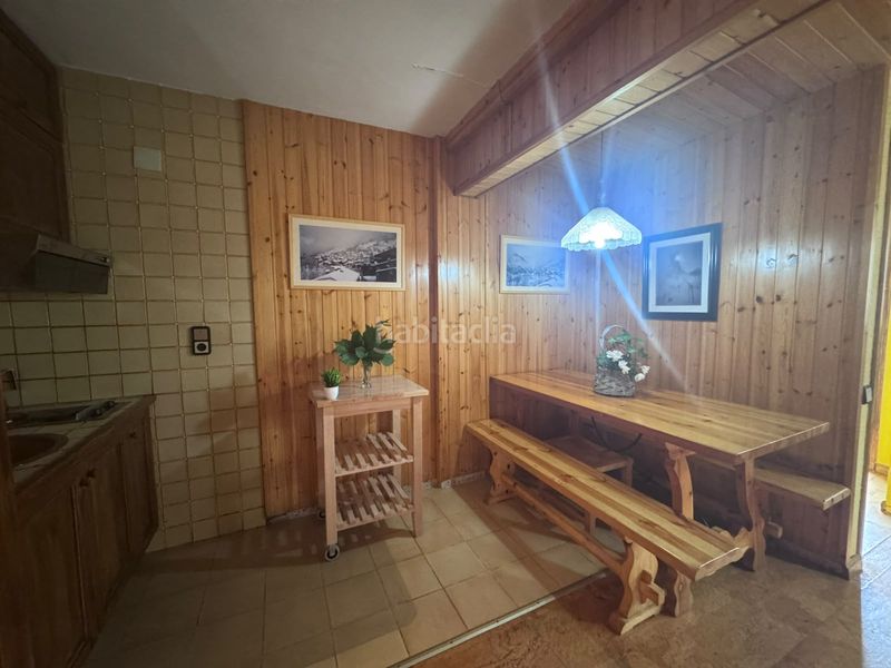 Foto ce3680e8-d8b4-4e26-b8f8-2e8fb7c78eba. Flat with heating in Benasque