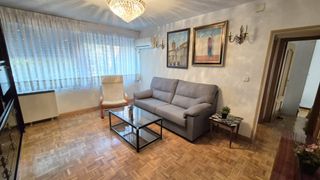 Etagenwohnung  Calle del corregidor señor de la elipa. Piso en moratalaz - ¡tu hogar te espera!.