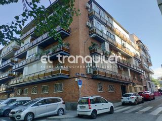Location Appartement  Calle arturo mélida. Calle arturo mélida