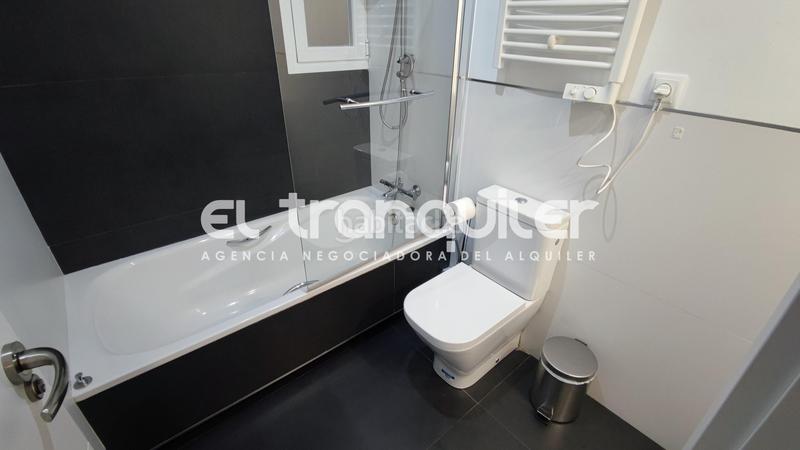 Foto 611cc48b-c442-4b05-8457-2a15696b3c82. Rent flat in Embajadores-Lavapiés Madrid