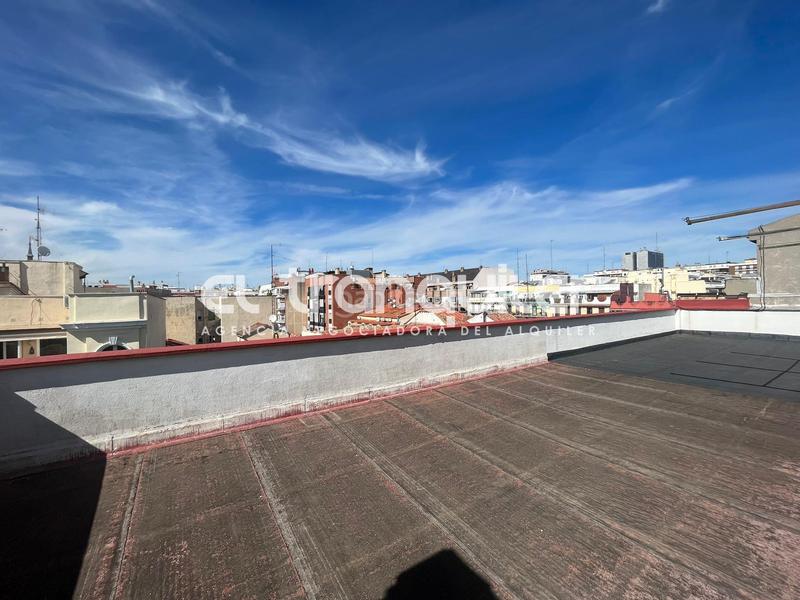 Foto 597387aa-e2bd-4d7f-bea9-7c2d9e09b733. Affitto attico in Arapiles Madrid